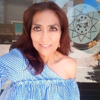 Alejandra Flores Piña