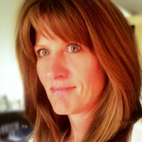 Amy Jones, Pmp