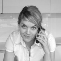 Bernadette Aschl