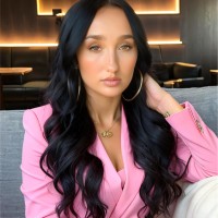 Skylar Weeks