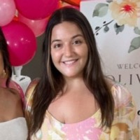 Lindsey Neveu, Mba