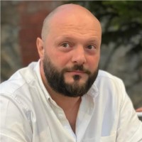 Umut Konak