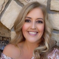 Linsey Tucker
