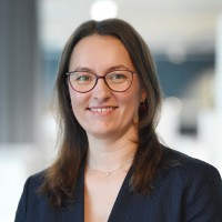 Dr. Manuela Langos-Mabboux