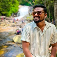 Ravindran V