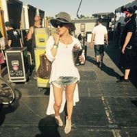 Julie Kozak