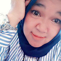 Desi Ary Susanti Santi