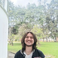 Nicolás López