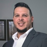 Hugo E Martinez