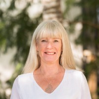 Yvonne Mcdiarmid
