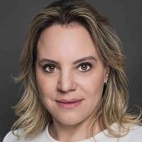 Camila Avesani