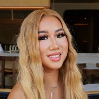 Anna Pham