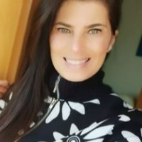 Simone Leal