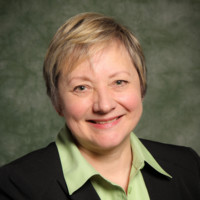 Lisa Theo