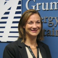 Karen Long, Pe