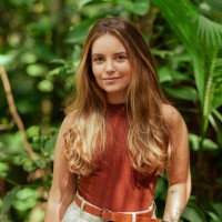 Laura Schumacher Corrêa