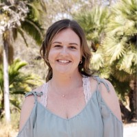 Laura Baker, Amft