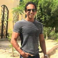 Mahmoud Yahia