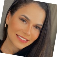 Cynthia Lázaro Dos Anjos