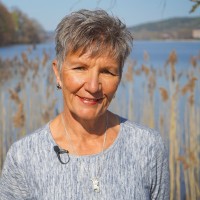 Debra Laughlin