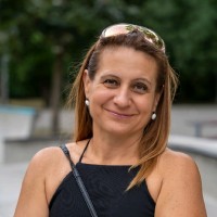 Csilla Toth
