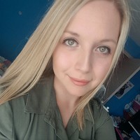 Laura Sabia