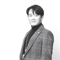 Jiwoong Kim