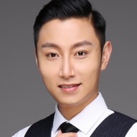 胡念华