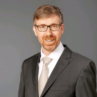 Dr. Achim Knauff