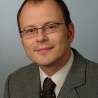 Guillermo Luz-Y-Graf