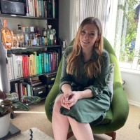 Lindsey Davis