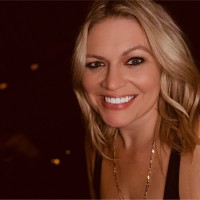 Lindsay D.
