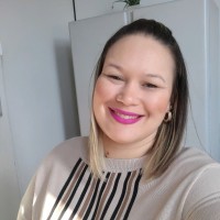 Nizzia Valentim Araújo