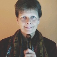 Simone V.