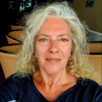 Ingrid Van Nuffelen