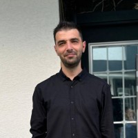 Mustafa Y.