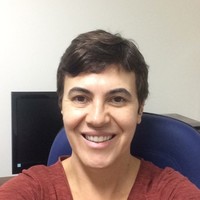 Dra Jamila Caram Dentista