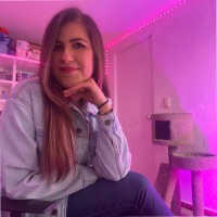 Ana Karen V.