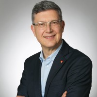 Stefan Wolf