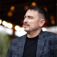 Олег Кучеренко