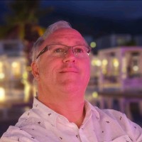Steve Bartlett