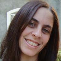 Andrea Oliveira