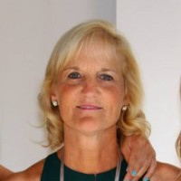 Kathy Vuoncino