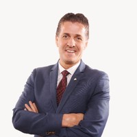 Alain Lessard, Cpa