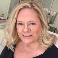 Constance Riess