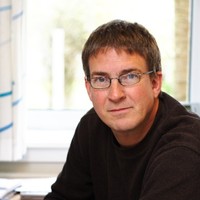 Anders Henten