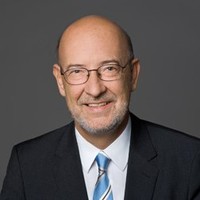 Dr. med. Wolfgang Wesiack