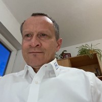 Dirk Stahl