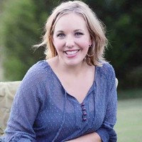 Rachelle Tucker