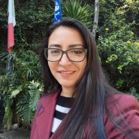 Adriana Flores